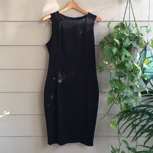 Black bodycon dress